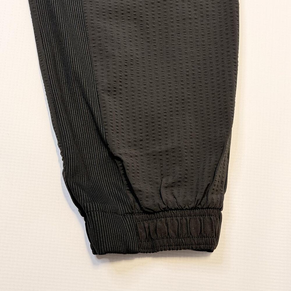 Athleta Textured Brooklyn Jogger Pants Womens 6 Black Elastic Waist Zip Pockets - Picture 3 of 15